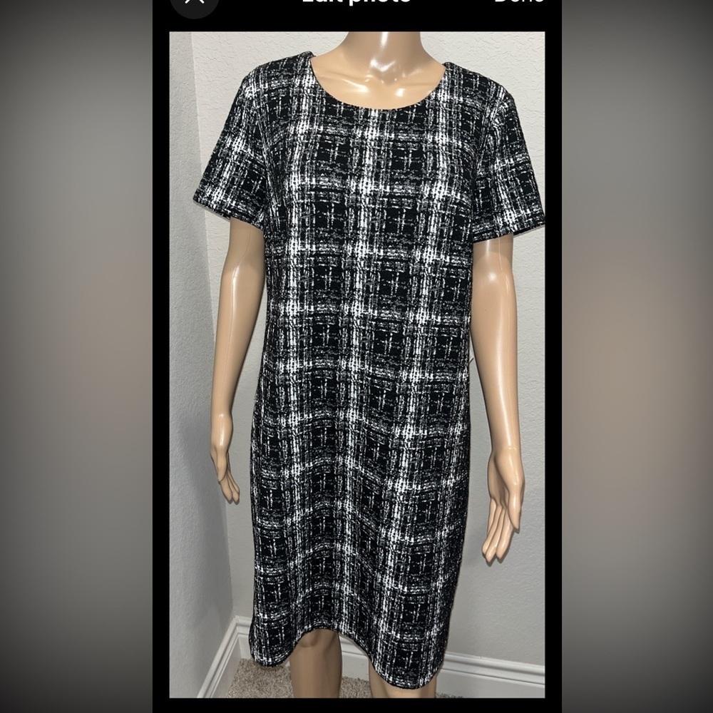 NWT Calvin Klein Elegant Black and White Plaid Dress